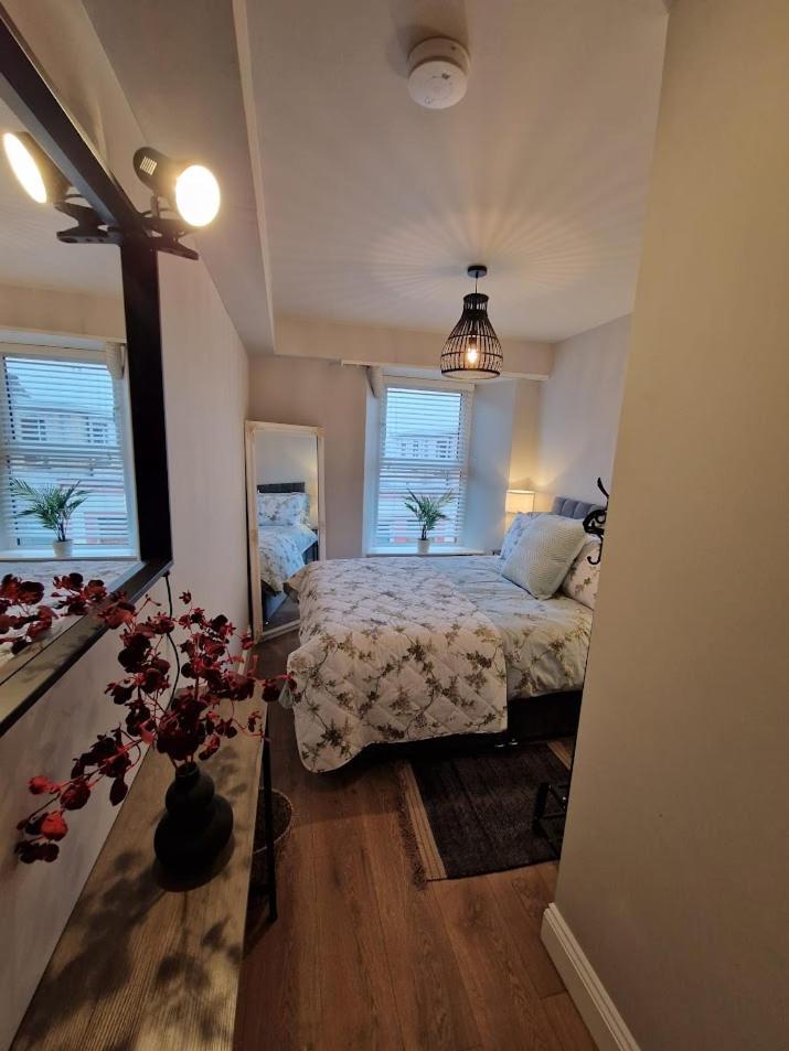 Rosie'S Apartments คิลลีเบกส์ ภายนอก รูปภาพ